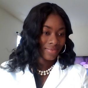 Meet your Posher, Ava gay